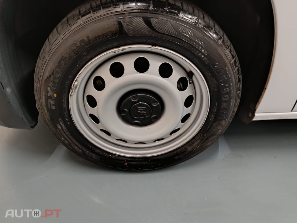 Fiat Doblo 1.5 BlueHDI Maxi (3 LUG)