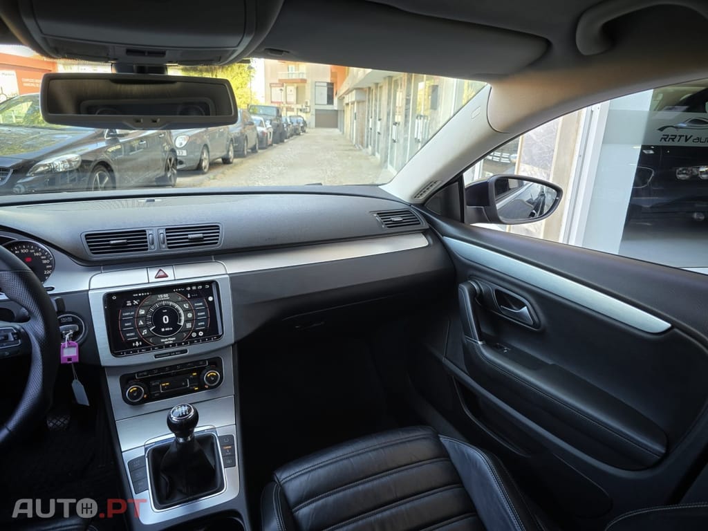 Volkswagen Passat CC 2.0 TDi