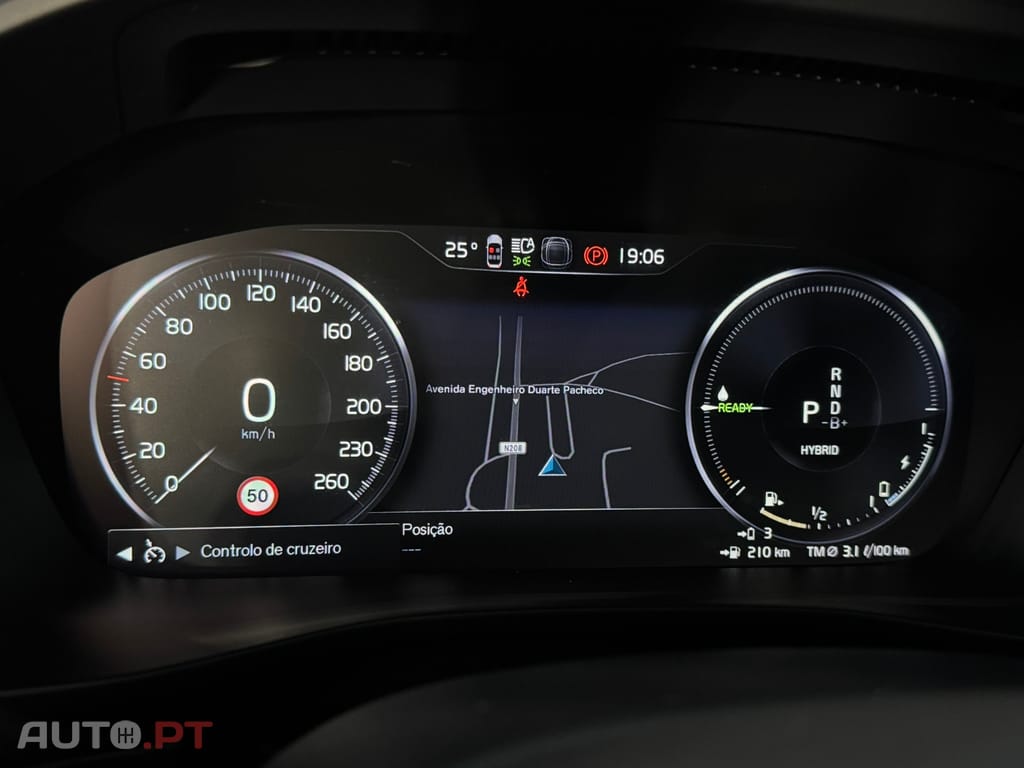 Volvo XC40 1.5 T4 PHEV Plus Dark