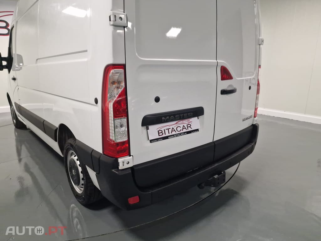 Renault Master 2.3 dCi L2H2 3.3T 130CV IVA DEDUTIVEL