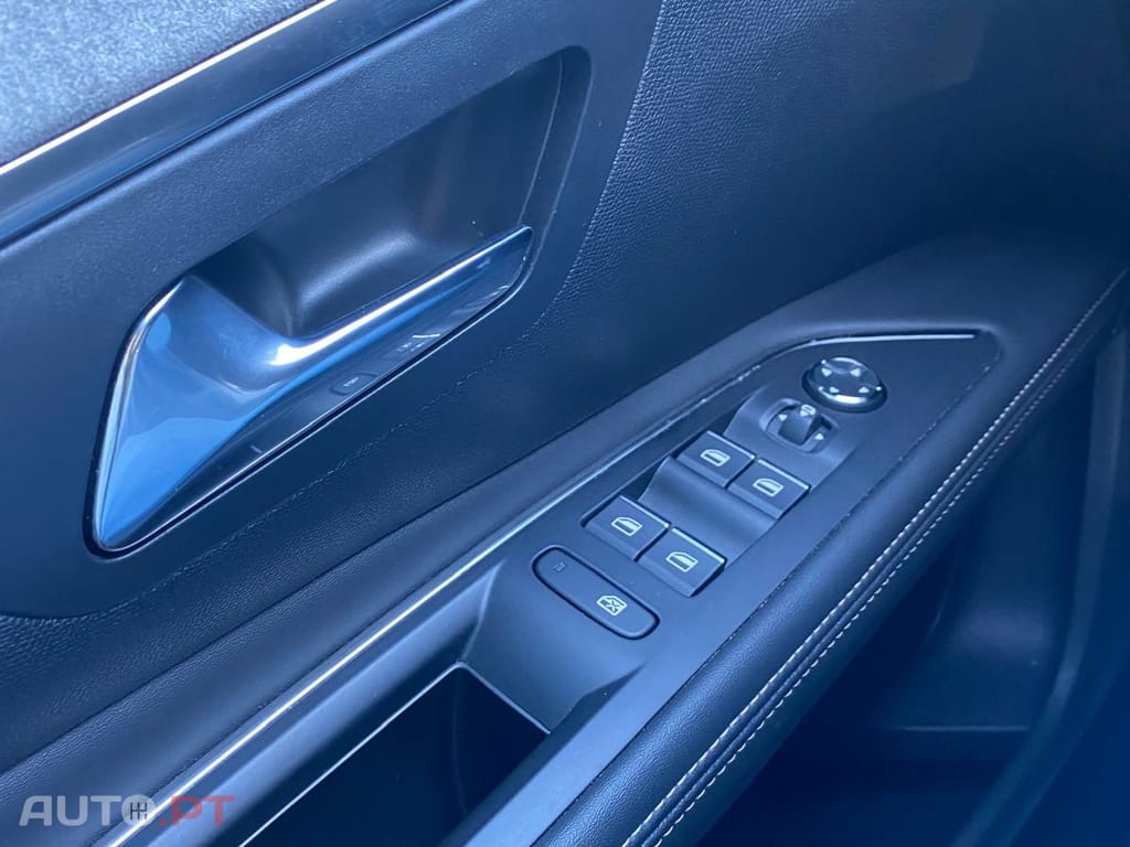 Peugeot 5008 GT 1.2 PureTech 130hp