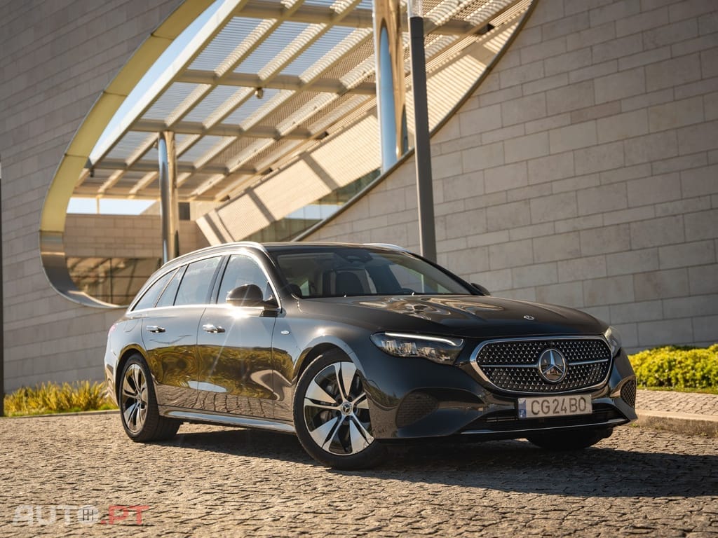 Mercedes-Benz E 300 e Avantgarde