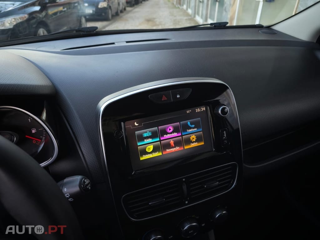 Renault Clio Sport Tourer 1.5 dCi Limited