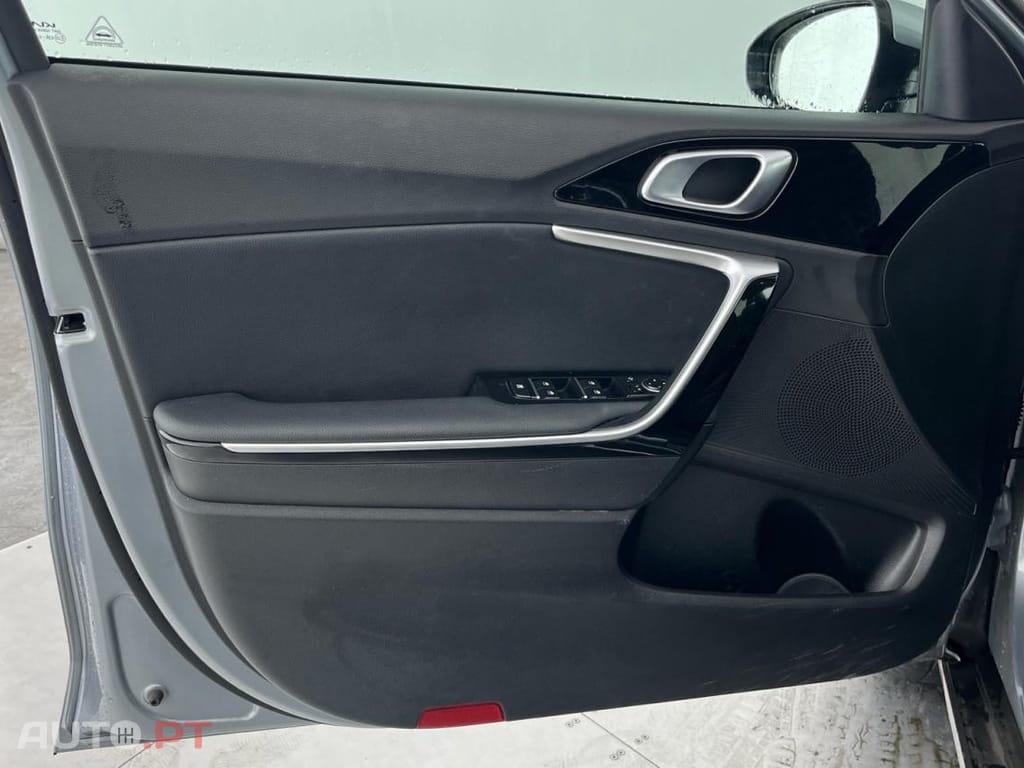 Kia Xceed 1.6 GDi PHEV Drive