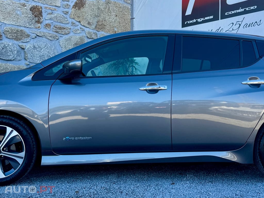 Nissan Leaf Tekna Two Tone+ProPilot Park