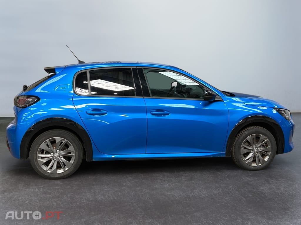 Peugeot E-208 50 kWh Allure Pack