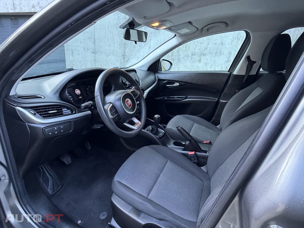 Fiat Tipo 1.3 M-Jet Lounge