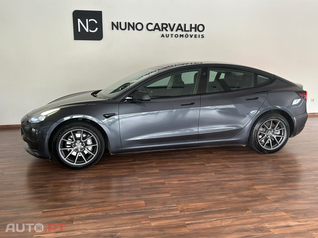 Tesla Model 3 Long Range Tração Traseira