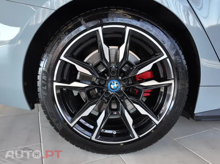 BMW i4 M50 Pack Desportivo M Pro
