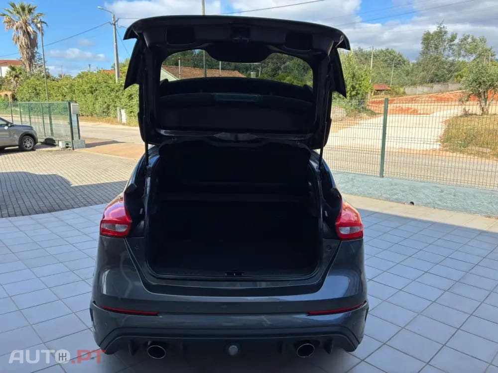 Ford Focus 2.3 EcoBoost RS