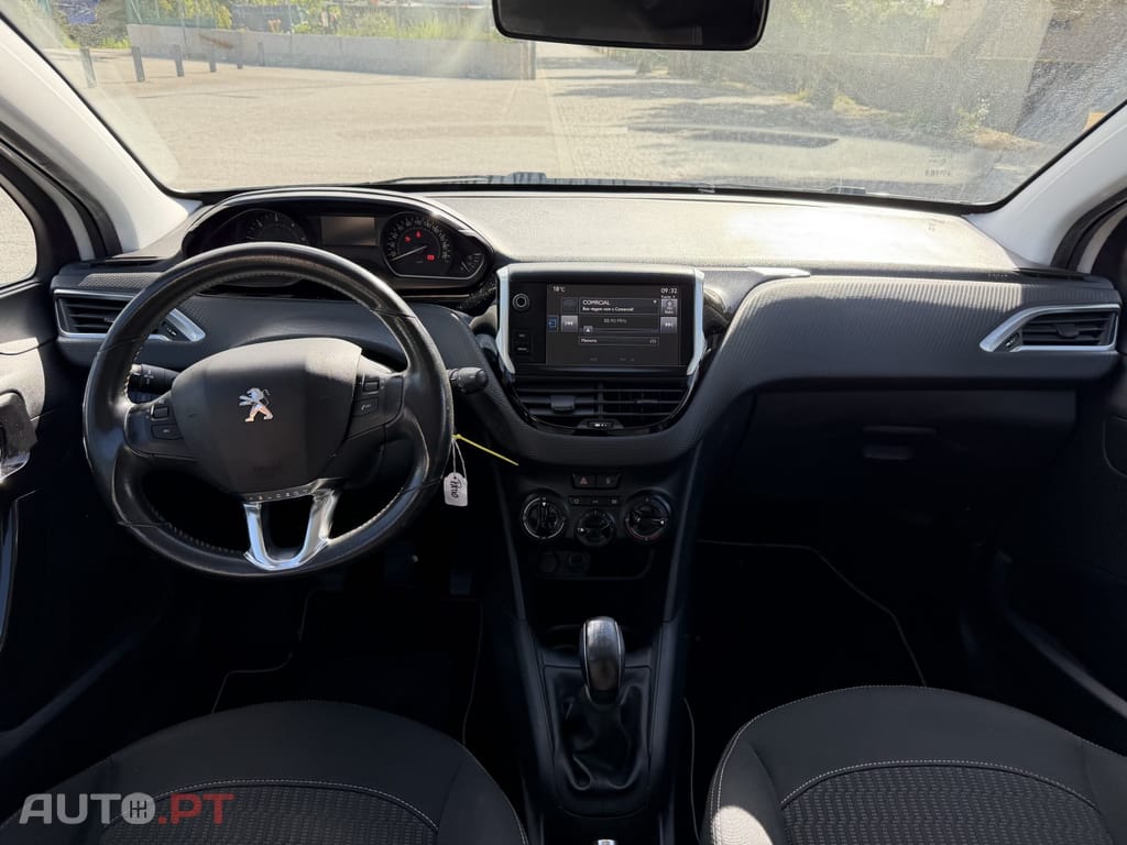 Peugeot 208 1.6 e-HDi Active