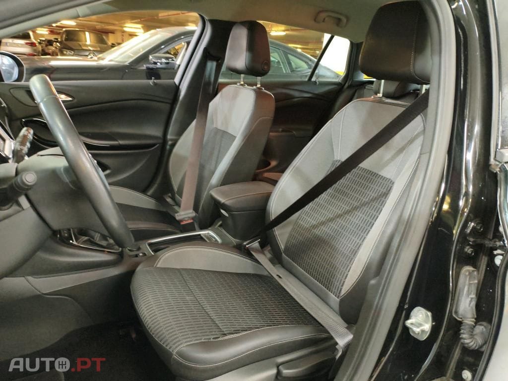Opel Astra Sports Tourer 1.5 D Design & Tech S/S