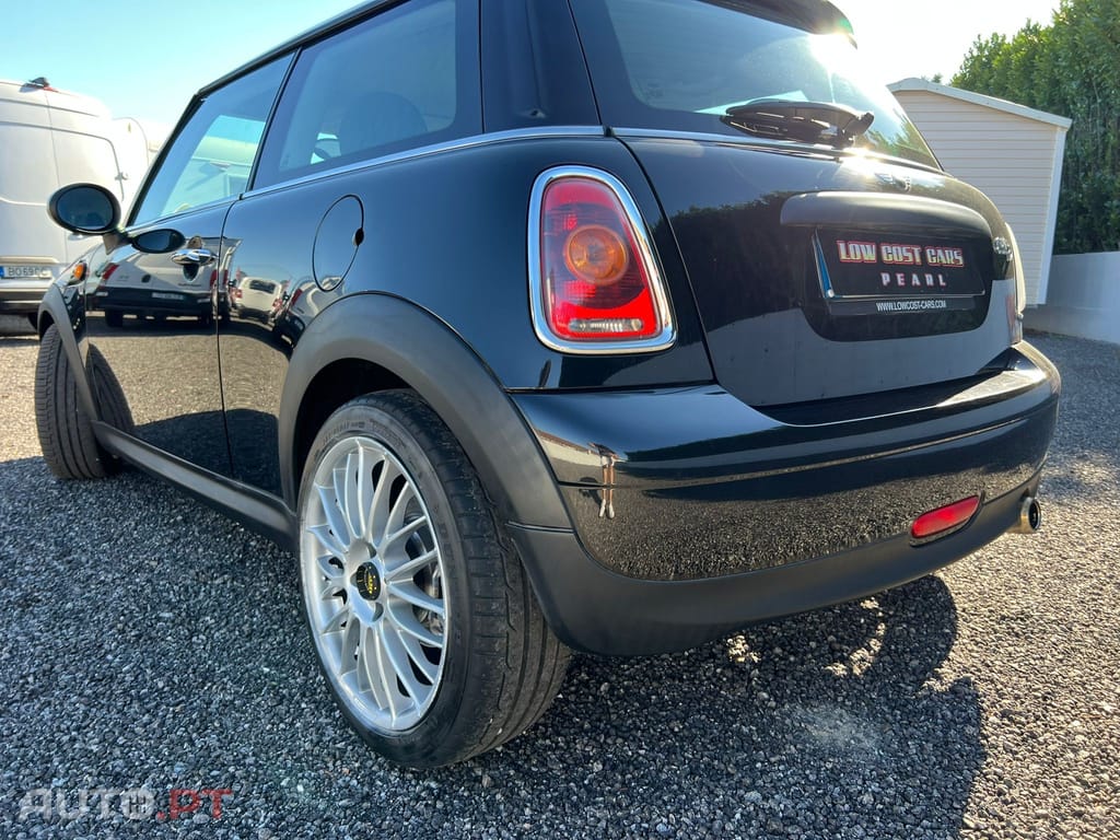 MINI One D