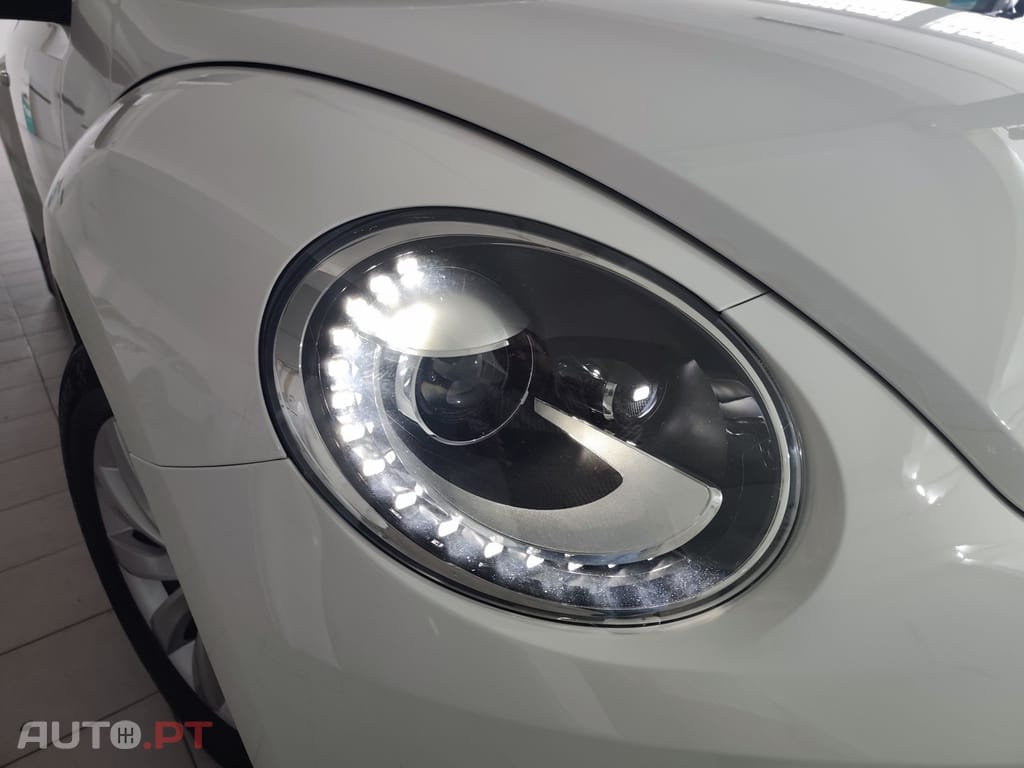 Volkswagen New Beetle 1.6 TDi Design