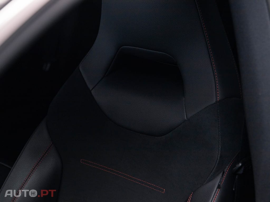 Mercedes-Benz CLA 250 e Shooting Brake AMG Line