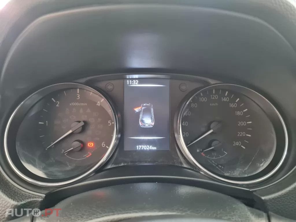 Nissan Qashqai 1.5 dCi 360