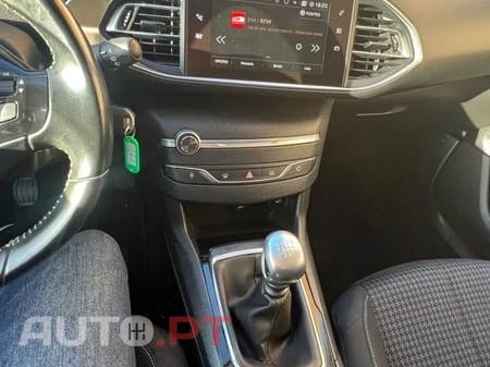 Peugeot 308 1.5 BlueHDi Allure Pack