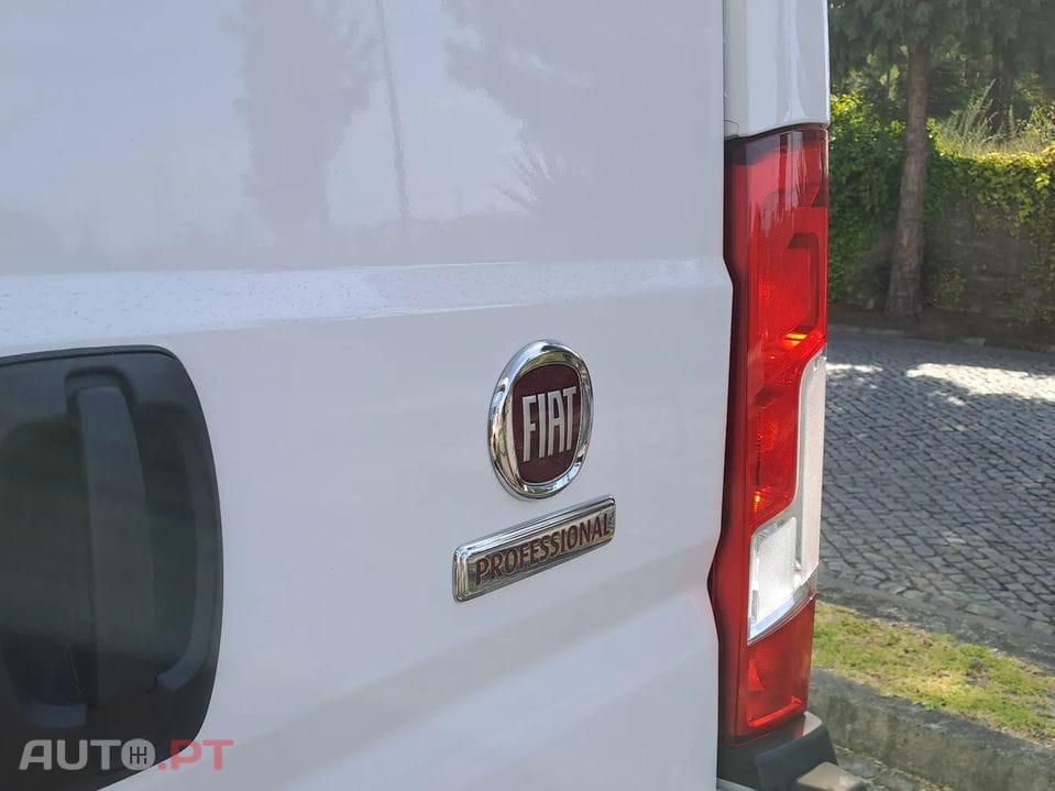 Fiat Ducato DUCATO Maxi 35 XLH3 (17m3) 2.2 Multijet 180cv