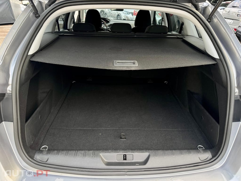 Peugeot 308 1.5 BlueHDi Style