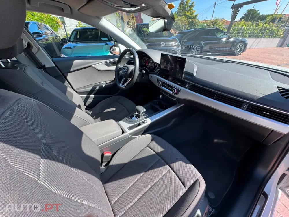 Audi A4 2.0 TDI multitronic Business Line