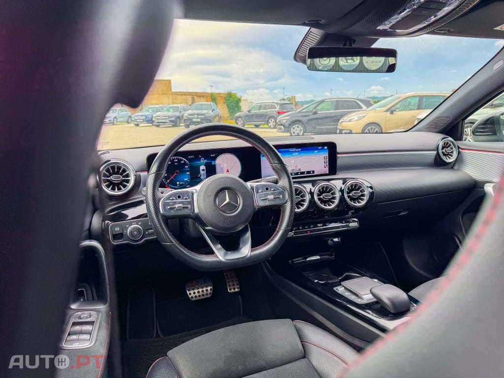 Mercedes-Benz A 250 e AMG Line