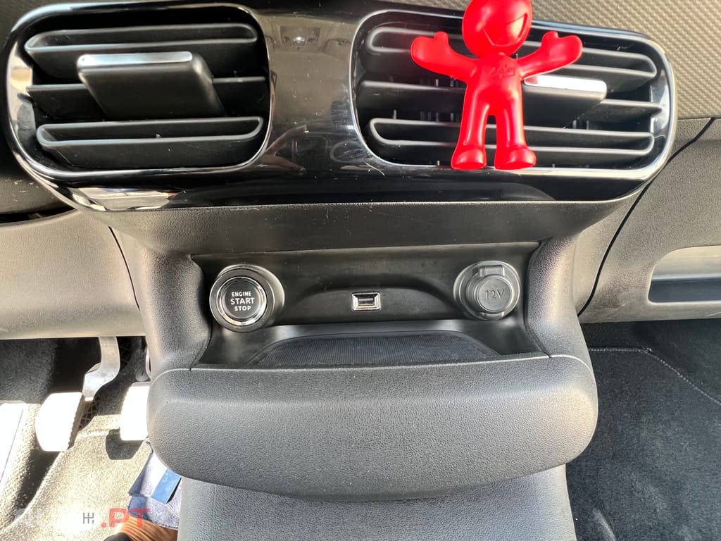 Citroen C4 Cactus 1.2 PureTech Shine Pack