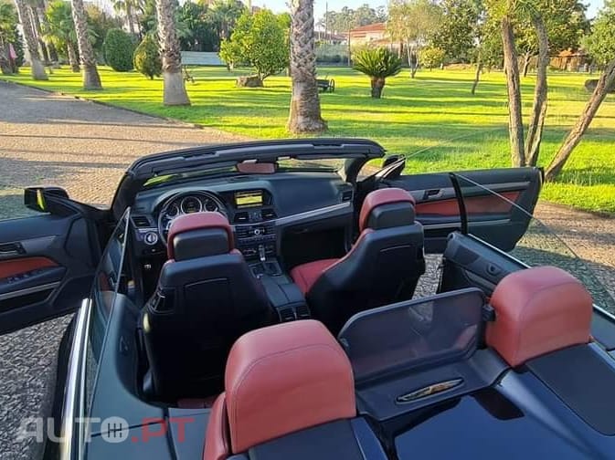 Mercedes-Benz E 220 Outro