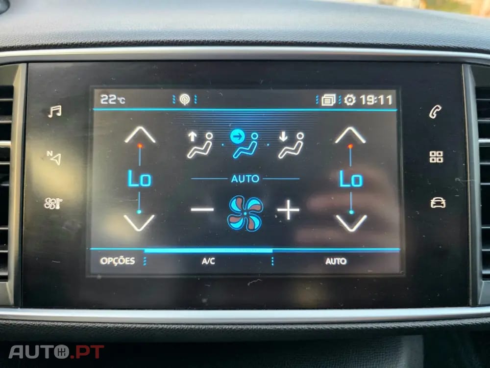 Peugeot 308 1.5 BlueHDi Style EAT8