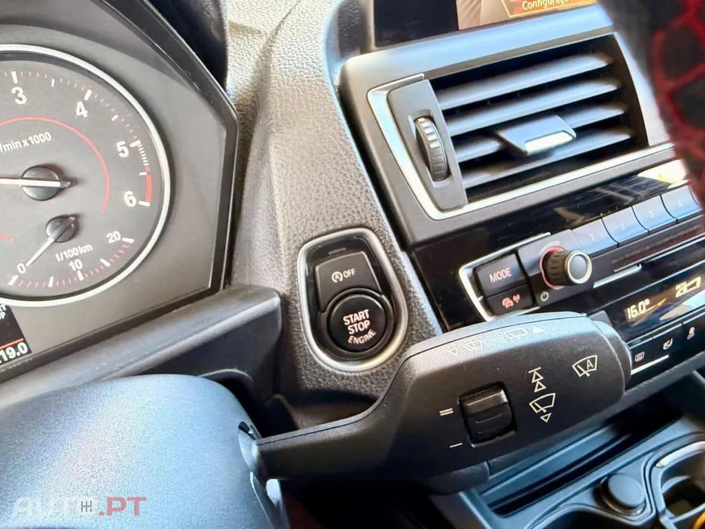 BMW 116 d EfficientDynamics Edition Sport Line — fotografia 22