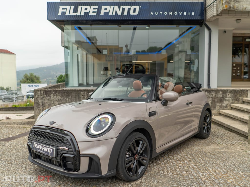 MINI Cabrio Cooper Premium Extra JCW Auto