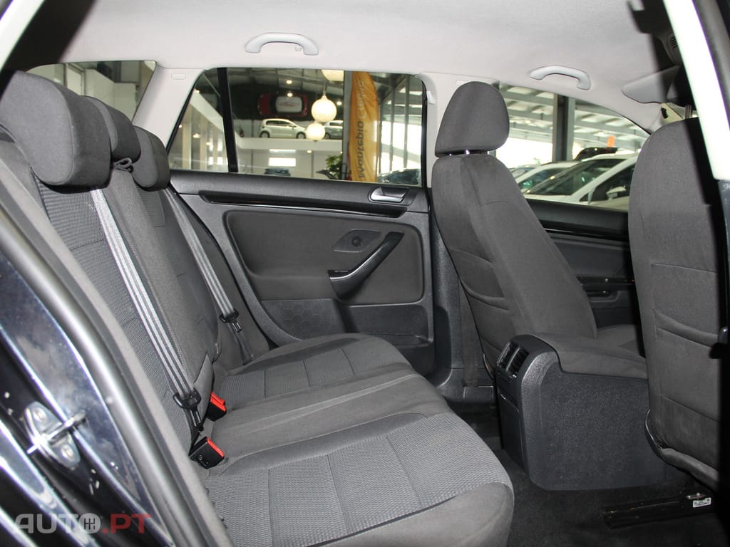 Volkswagen Golf Variant 1.6 TDi Confortline