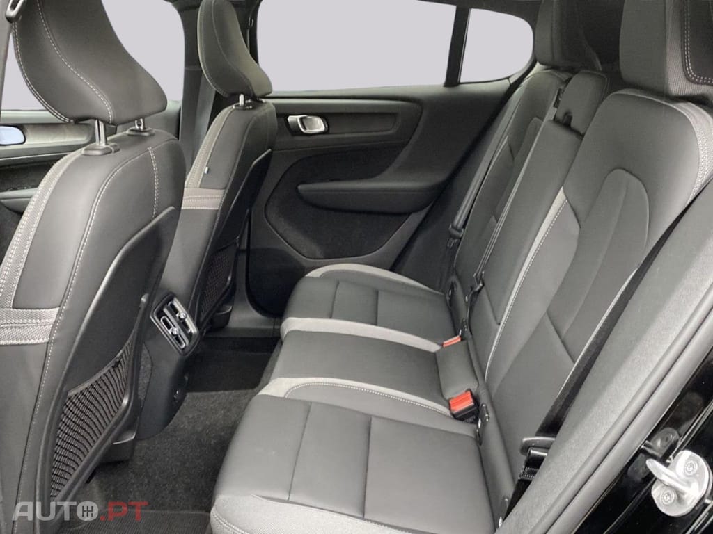 Volvo C40 Plus Recharge Pure 2WD I.V.A DEDUTIVEL 