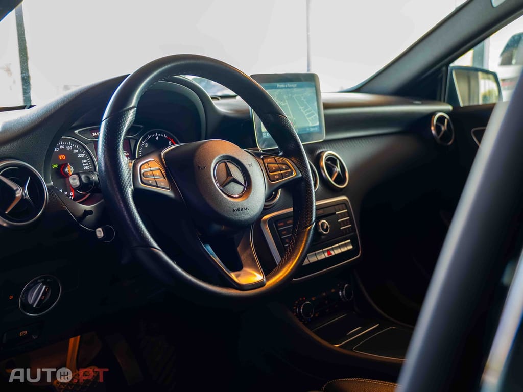 Mercedes-Benz A 180 d AMG Line Aut.
