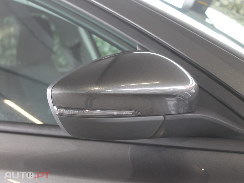Ford Focus 1.0 EcoBoost MHEV Active X