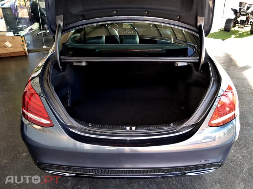 Mercedes-Benz C 300 BlueTEC Hybrid AMG Line