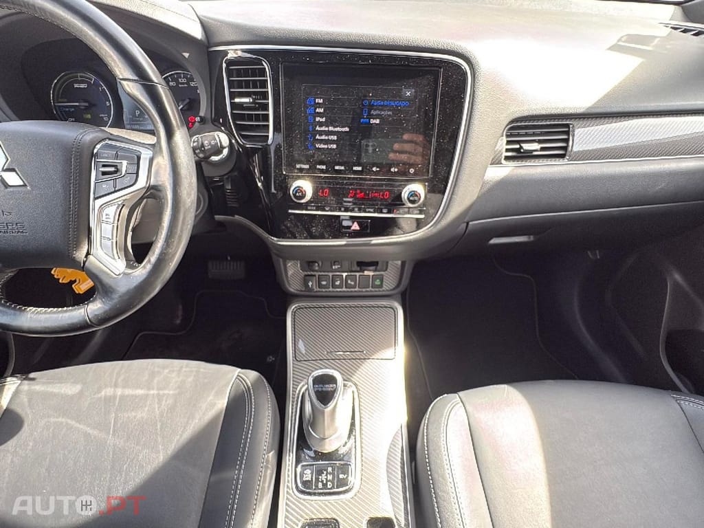 Mitsubishi Outlander 2.4 PHEV Intense