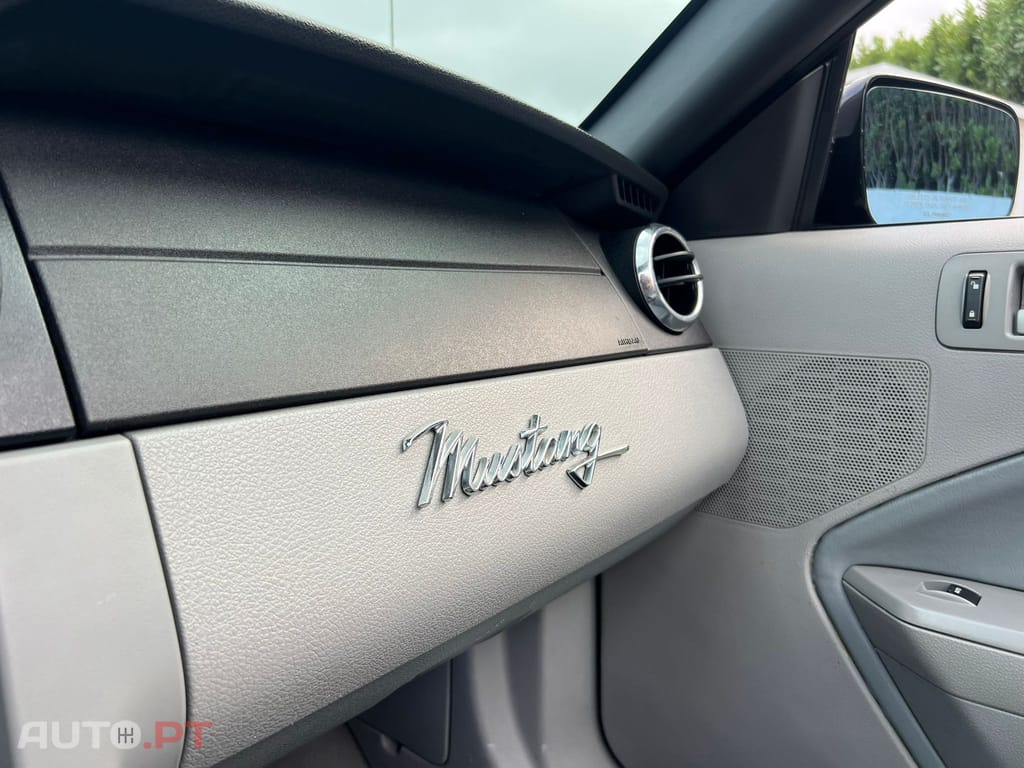 Ford Mustang CABRIO