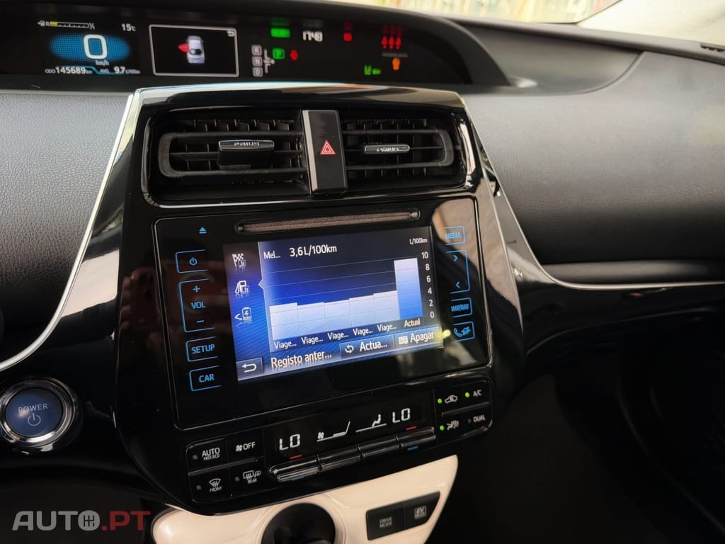 Toyota Prius 1.8 Luxury Touch&Go