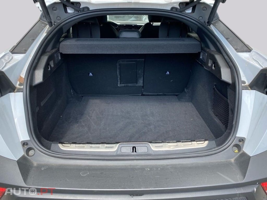 Peugeot 408 GT EAT8