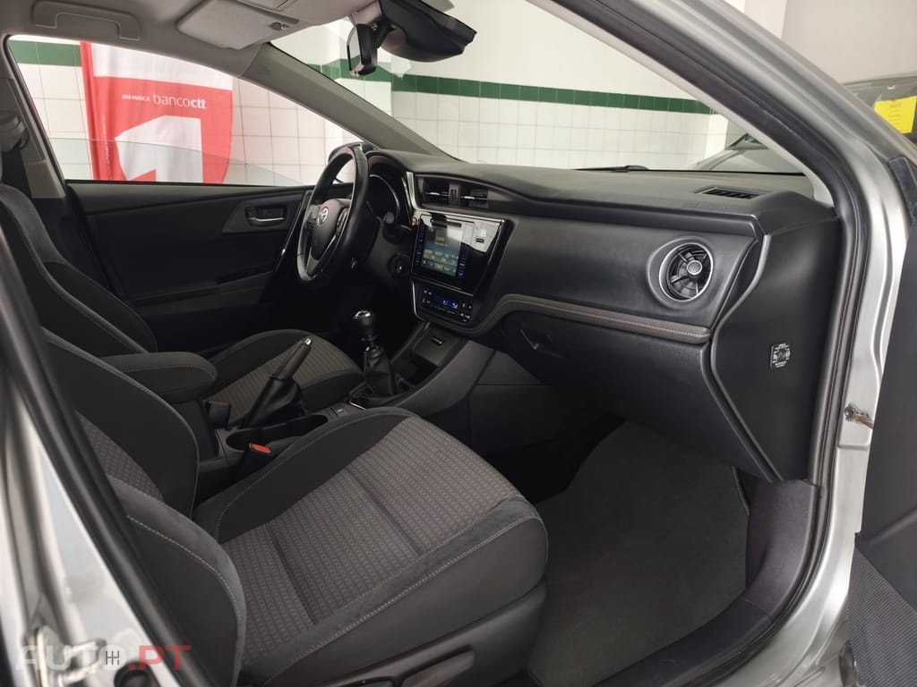 Toyota Auris Touring Sports 1.4 D-4D Comfort+Pack Sport
