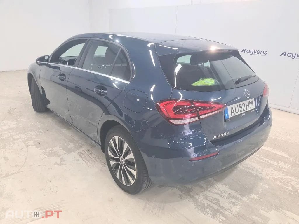 Mercedes-Benz A 250 e Style Plus