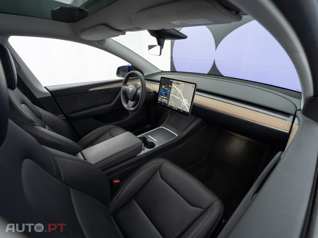 Tesla Model Y Long Range Tração Integral