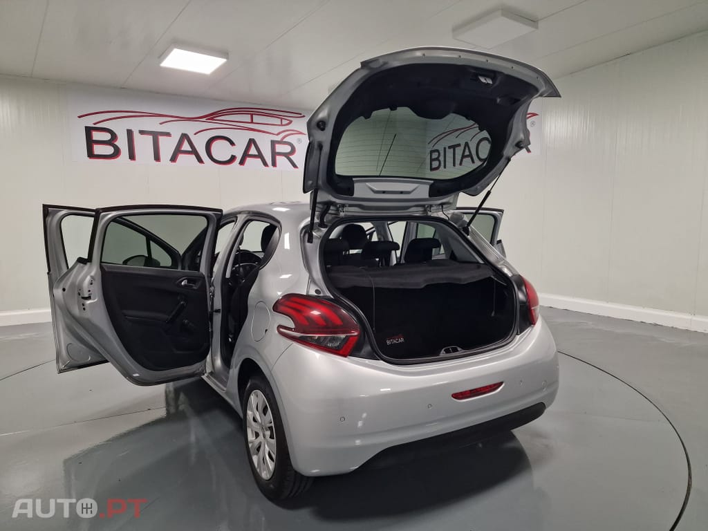 Peugeot 208 1.6 BlueHDi Active