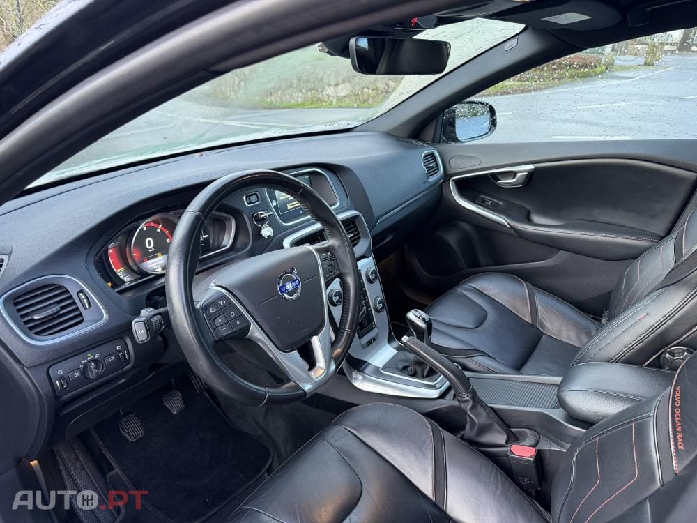 Volvo V40 2.0 D2 Ocean Race Edition
