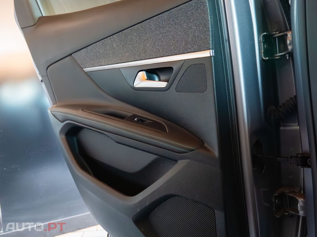 Peugeot 3008 1.2 PureTech Allure Pack EAT8
