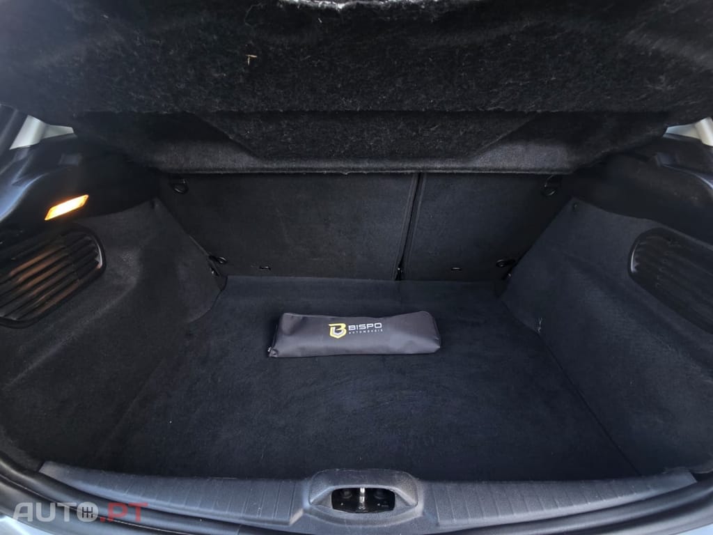 Peugeot 208 1.2 PureTech GT Line EAT6