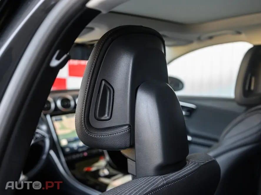 Mercedes-Benz C 300 e AMG Line