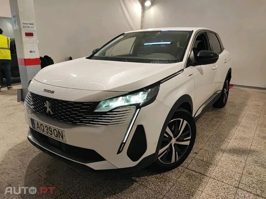 Peugeot 3008 1.6 Hybrid Allure e-EAT8
