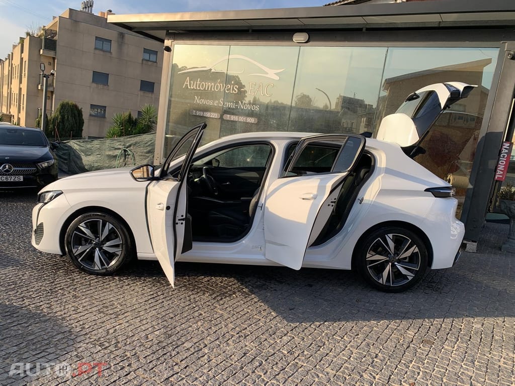 Peugeot 308 1.5 BlueHDi Allure EAT8