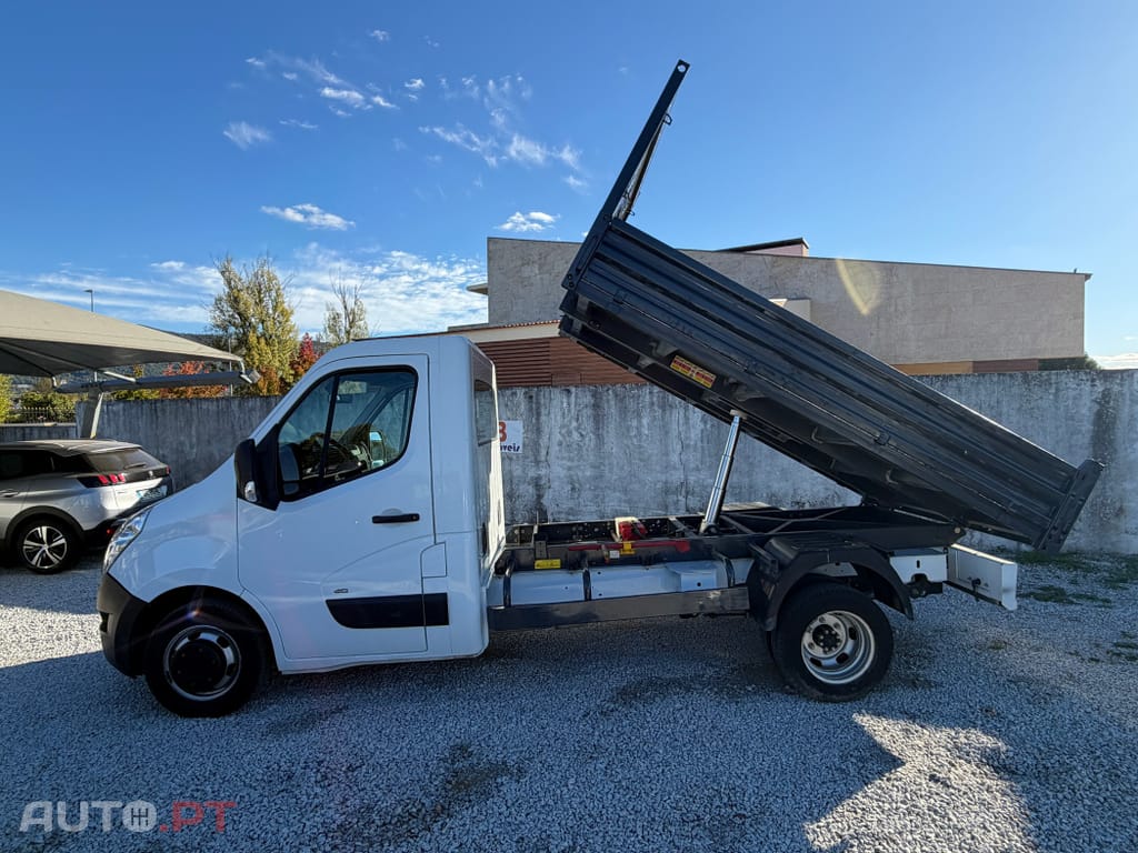 Renault Master 2.3dCI 125CV 3LUG Basculante c/AC
